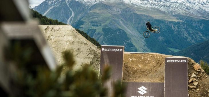 „Suzuki Nine Knights Mountainbike“ erobert den Reschenpass