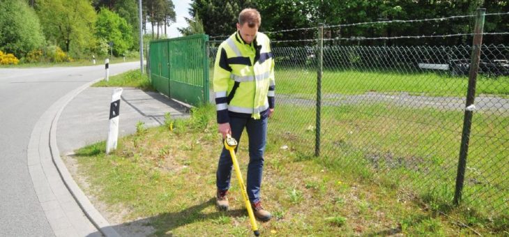 Verdeckte Armaturen punktgenau orten mit dem Magnetometer ST 101