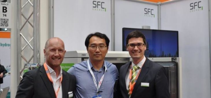 SFC Energy und Beijing Green Century Technologies unterzeichnen Partnerschaftsvereinbarung für EFOY Pro Brennstoffzellen in China