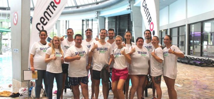 Auftakt der „Cross the Oceans Challenge“ im SEA LIFE Oberhausen – Schwimmen für den Schutz der Meere