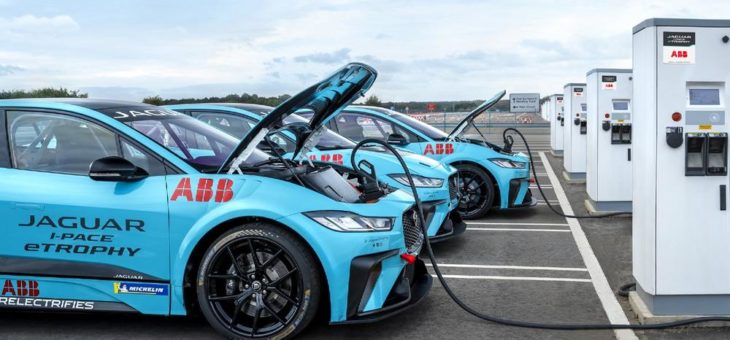 Jaguar I-PACE eTROPHY Serie – Voll geladen dank der neuen Partnerschaft mit ABB