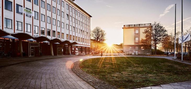 Christine Lagarde und Angela Merkel bei Feier der Business School HHL in Leipzig