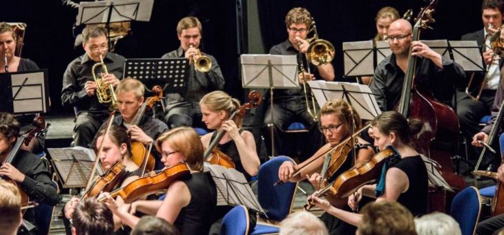 Klangvolles Doppeljubiläum: Das Collegium Musicum Weimar spielt bei den Tiefurter Montagsmusiken und im Musikgymnasium Schloss Belvedere