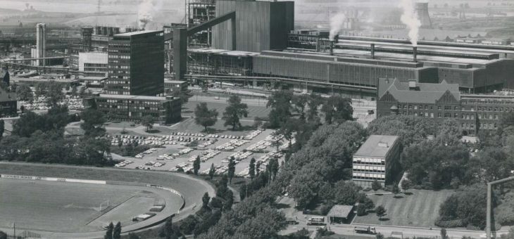 Jung geblieben: Oxygenstahlwerk von thyssenkrupp in Duisburg feiert 50-jähriges Jubiläum