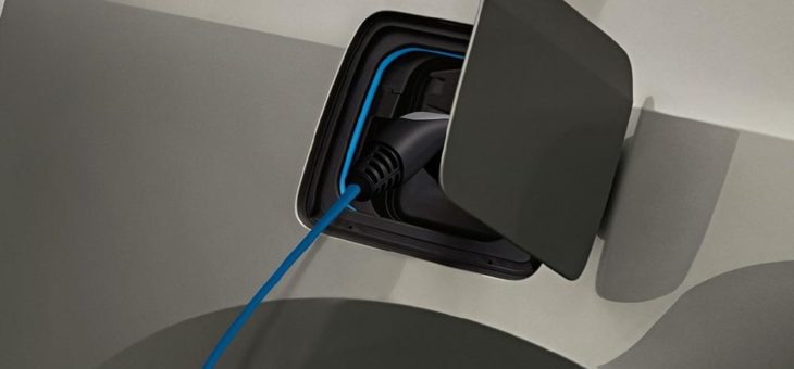 SGL Carbon gewinnt Auftrag für Batteriegehäuseabdeckung von der BMW Group