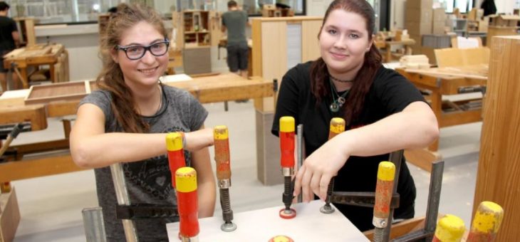 Gesucht: Geballte Mädchen-Power in Technik, Handwerk und IT!