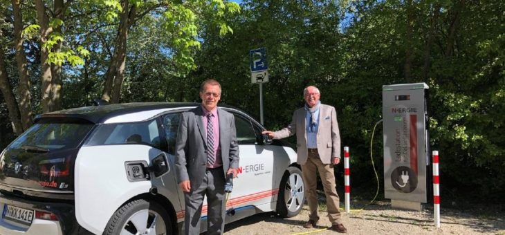 Ladesäule für Elektroautos in Muhr am See