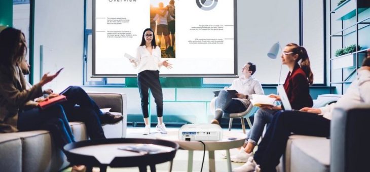 Drei neue Smart Business Beamer für mehr  Kreativität und Flexibilität in Meetings