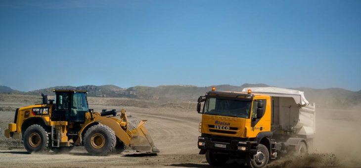 Continental präsentiert vollständiges Reifen-, Dienstleistungs- und Lösungsangebot für die Bauindustrie im Caterpillar Demonstration and Learning Center in Málaga