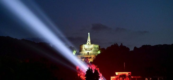 „Night of Light“ lässt Gebäude leuchten: Bundesweite Aktion der Veranstaltungsbranche