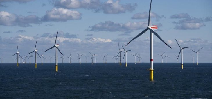 Kommunaler Offshore-Windpark vollständig in Betrieb