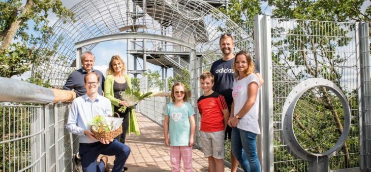 Die Ein-Millionste Besucherin auf dem Baumkronenpfad in Beelitz-Heilstätten