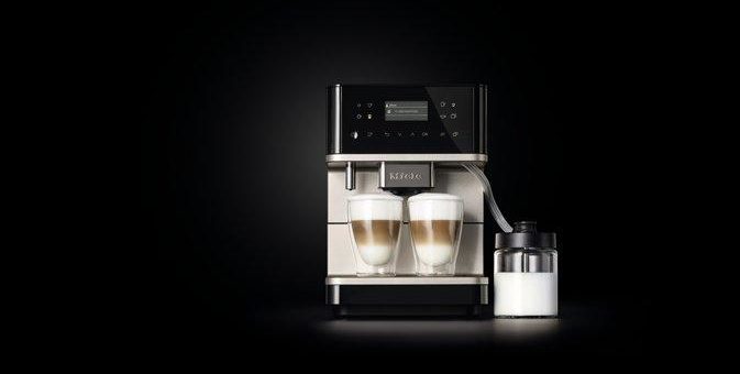 Für Kaffeespezialitäten mit perfektem Milchschaum: Der neue CM6 MilkPerfection von Miele