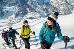 Fit und aktiv durch den Winter: Schneeschuhwandern & Co. vom Erzgebirge bis Lappland