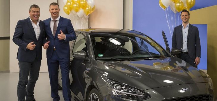 10 Neuwagen in weniger als 10 Sekunden weg