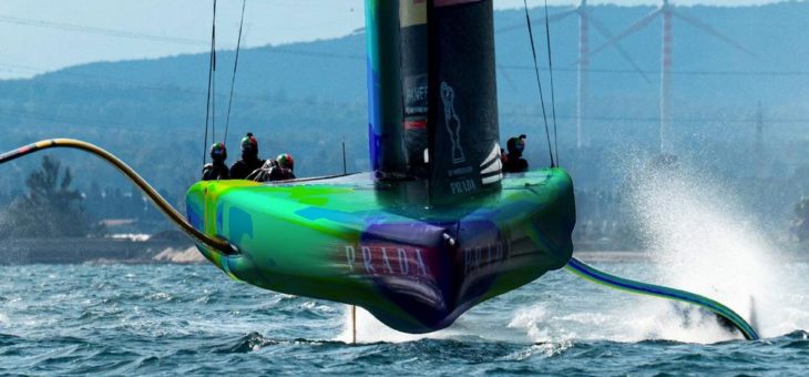 Altair offizieller Ausrüster für das Team Luna Rossa Prada Pirelli