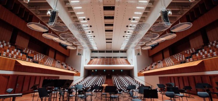 Konzerthaus Freiburg erneuert Saal-, Orchester- und Foyerbeleuchtung mit ETC und GDS