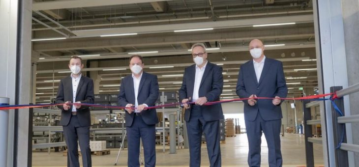 Hauff-Technik eröffnet hochmodernes Logistikzentrum – und setzt damit einen weiteren Meilenstein in der Unternehmensgeschichte