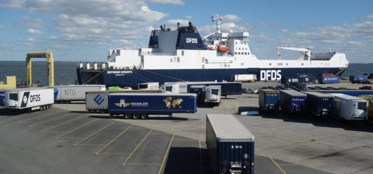 DFDS erhöht die Frequenz im Großbritannien-Verkehr ab Cuxhaven