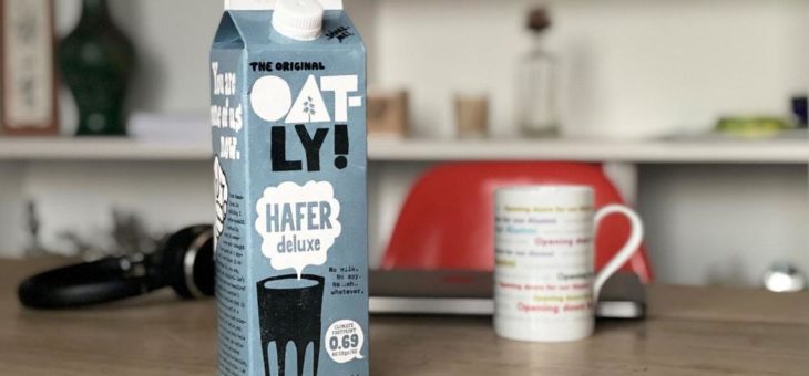 Migros produziert weitere vegane Eigenprodukte und führt Oatly ein