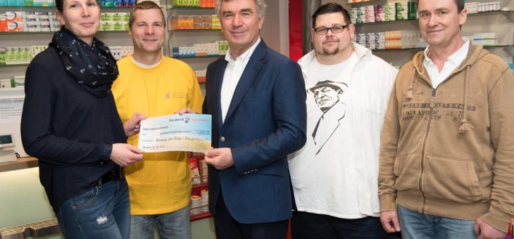 Neuland Apotheken übergeben Spendenscheck an „Benefizz for Kidz“