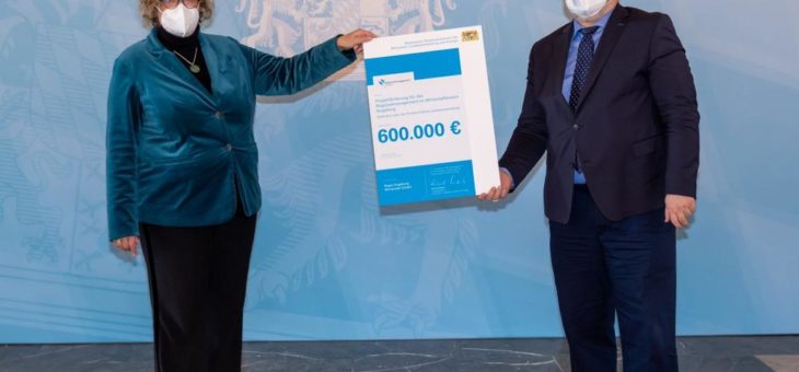 Förderbescheid über 600.000 Euro für neues Regionalmanagement an A³ übergeben