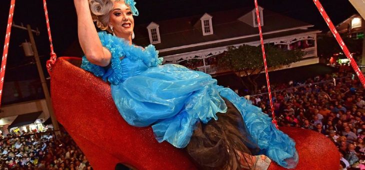 Drag Queen „Sushi“ näht Gesichtsmasken zum Schutz vor Coronavirus