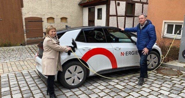 Neuhof an der Zenn testet Elektroauto