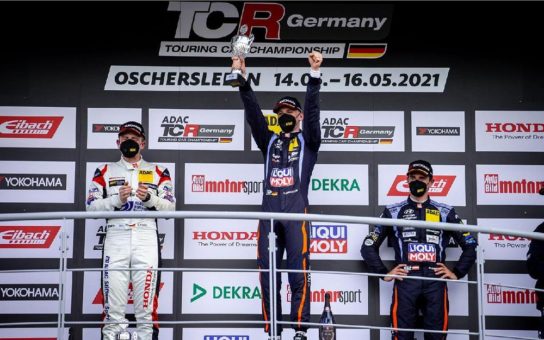 ADAC TCR Germany: Hyundai Team Engstler feiert Doppelsieg