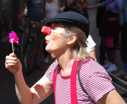 Kultursommer 2021 in Konstanz am Bodensee: Ferienseminare Clown, Theater und Comedy