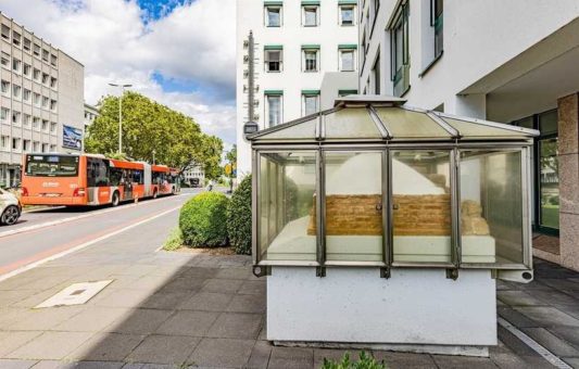 Rekonstruierter römischer Backofen zeigt Weltkulturerbe