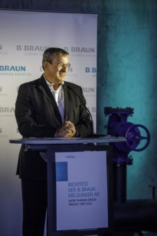 B. Braun-Werk Pharma feiert Richtfest in Berlin