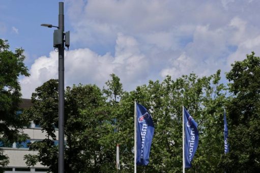 Innovative Funkzelle: O2 und Mainova machen Frankfurter Straßenleuchte zum 5G-HotSpot