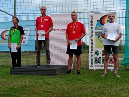 Fechenbacher Bogenschützen mit beachtlichem Erfolg bei Deutscher Meisterschaft im Bogenlaufen in Dallgow bei Berlin