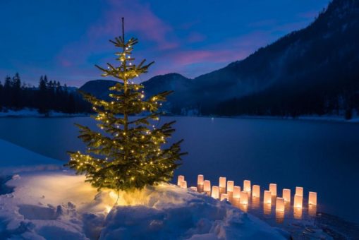 Romantisches Christkindldorf am Pillersee  Read more https://kunz-pr.com/romantisches-christkindldorf-pillersee/