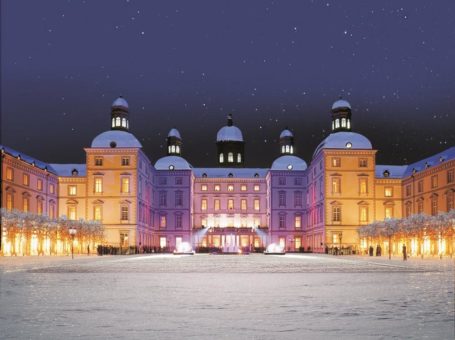 Feiern wie der kleine Lord: Weihnachten im Märchenschloss