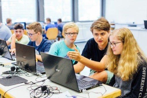 SVA und ComputerCamp kooperieren zur Förderung des digitalen Nachwuchses