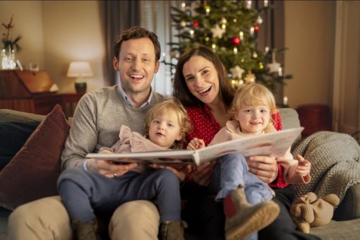 Fotodienstleister CEWE setzt bei Weihnachtskampagne auf große Emotionen