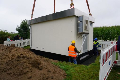 Ein weiteres Herzstück für die Glasfaseranschlüsse im Bereich Ellenberg-Haselhorst aufgestellt