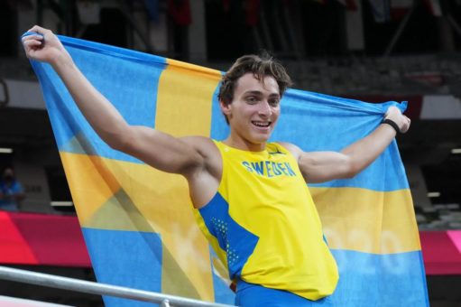 ­ Stabhochsprung-Weltrekordler Armand Duplantis zum Auftakt der World Indoor Tour Gold in Karlsruhe