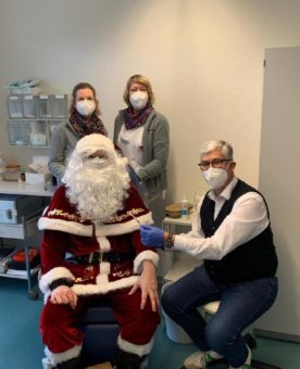 Mit 2G-Plus und Maske: Booster-Impfung für den Nikolaus im Dr. Becker Neurozentrum Niedersachsen