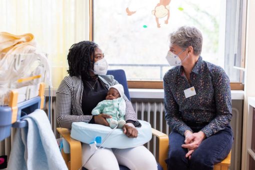 Gut zuhause ankommen: Begleitung für die kleinsten Patient*innen