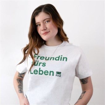 Musikerin Madeline Juno zu Gast im Kopfsalat Podcast