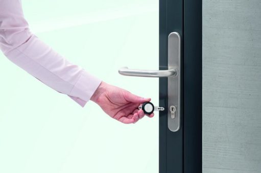 ASSA ABLOY mit innovativen Lösungen auf der digitalBAU