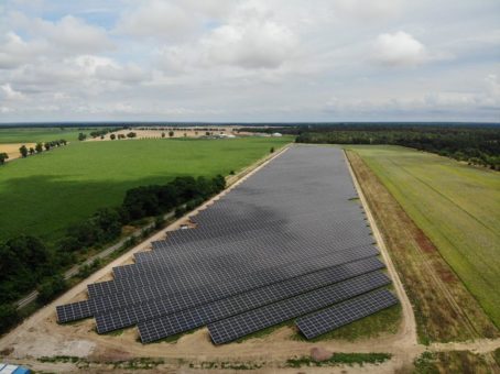 Stadtwerke erwerben zweite Photovoltaikanlage in Sachsen-Anhalt