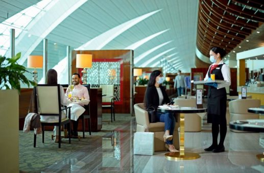 Emirates öffnet wieder alle seine Flughafenlounges in Deutschland