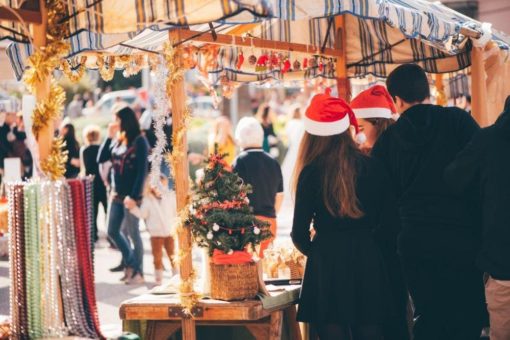 Entdecken Sie die Weihnacht auf Calviàs Weihnachtsmärkten