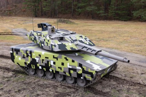 Mobilität und Feuerkraft: Rheinmetall stellt neue Feuerunterstützungsvariante Lynx 120 vor