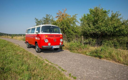 Frühlingserwachen historischer Autos