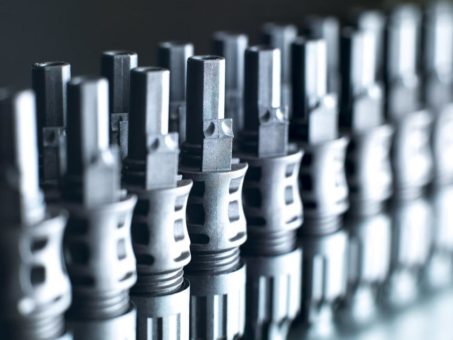 Stäubli Electrical Connectors zum ersten Mal in neuem Gewand an der Intersolar Europe – Halle A2 / 540